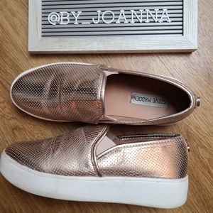 *STEVE MADDEN* Gracy Slip On Platform Sneaker